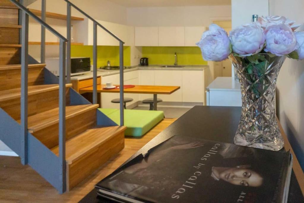 Art Atelier Terrazza Borgo Apartment โรม ภายนอก รูปภาพ